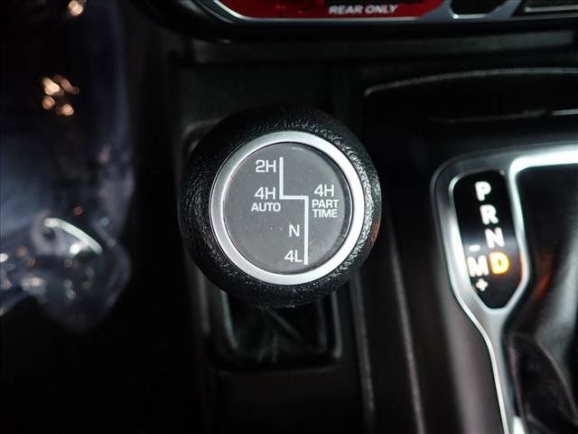Used 2024 Jeep Wrangler Unlimited AWD/4WD image 22