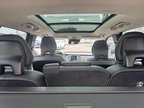 Used 2022 Volvo XC90 T6 Momentum w/ Advanced Package image 34