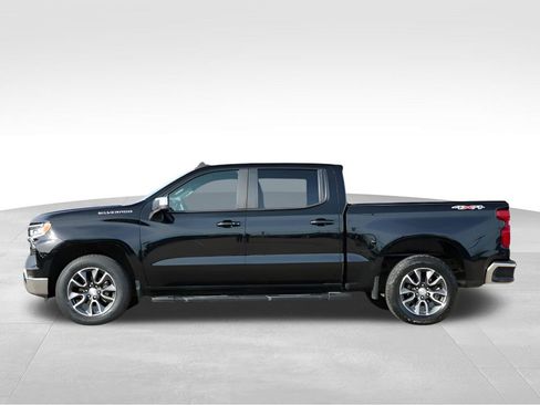 Used 2022 Chevrolet Silverado 1500 LT image 4