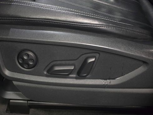 Used 2022 Audi Q5 2.0T Premium Plus w/ Premium Plus Package image 36