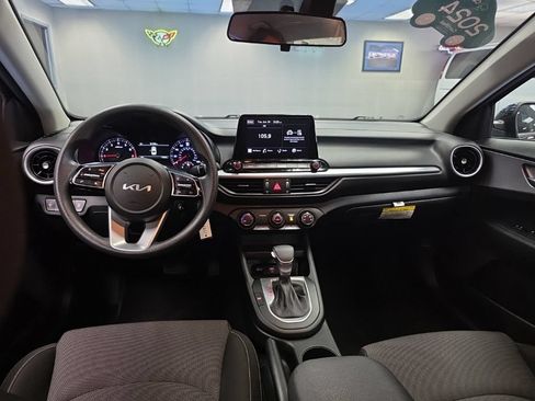 Used 2024 Kia Forte LXS FWD image 18