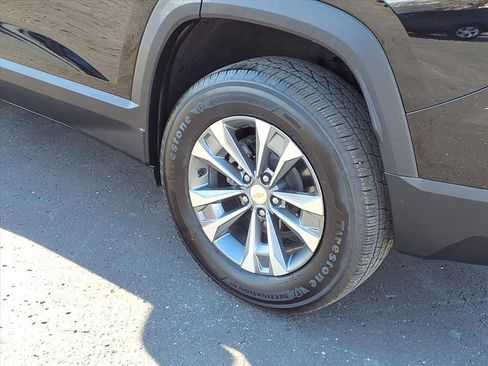 Used 2025 Chevrolet Equinox LT image 14