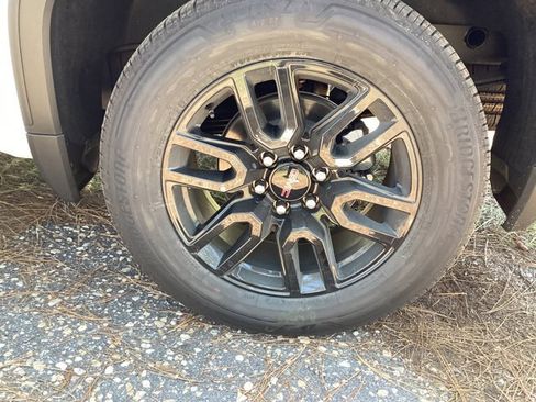 New 2026 GMC Sierra 1500 Elevation w/ Elevation Premium Package image 9