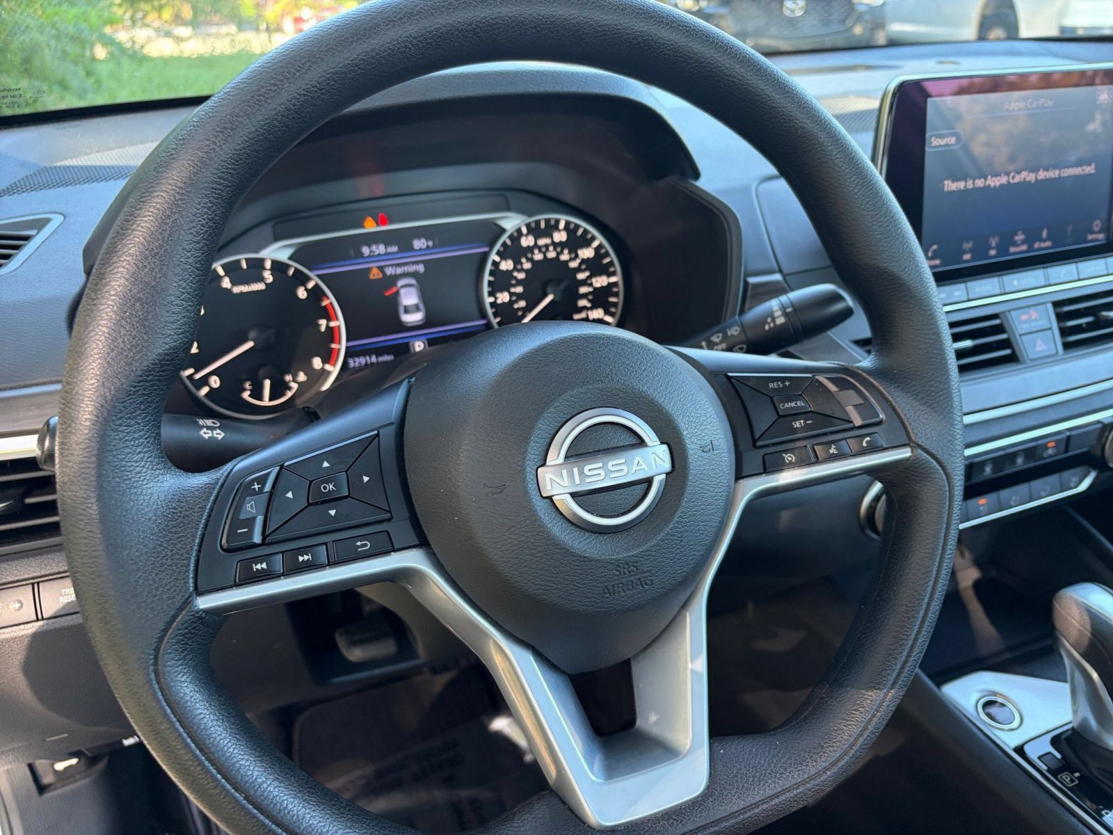 Used 2025 Nissan Altima 2.5 SV FWD image 26