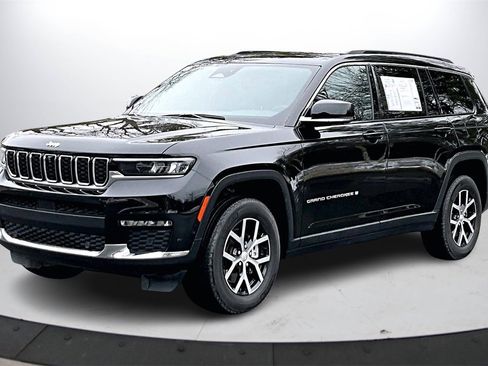 Certified 2024 Jeep Grand Cherokee L Limited w/ Luxury Tech Group II image 4