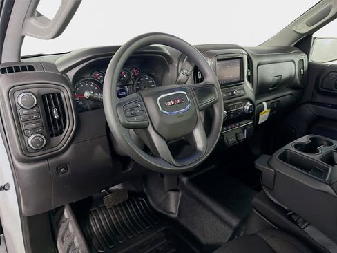 New 2026 GMC Sierra 1500 Pro AWD/4WD image 9