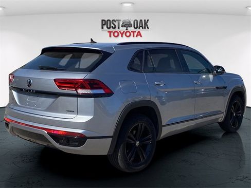Used 2023 Volkswagen Atlas Cross Sport SEL R-Line image 7