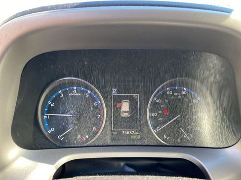 Used 2018 Toyota RAV4 XLE w/ Plus Extra Value Package image 21