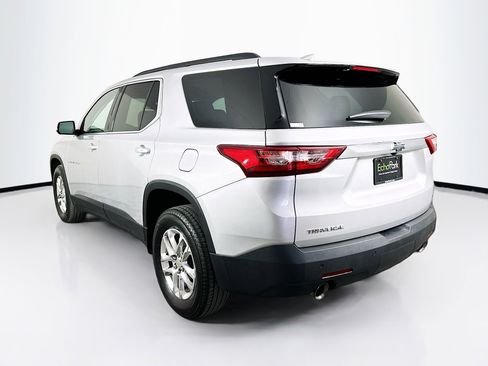Used 2020 Chevrolet Traverse LT image 5