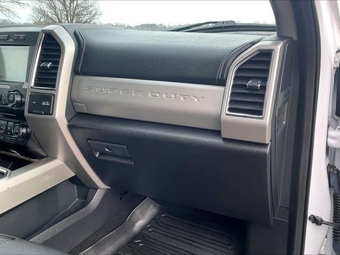 Used 2018 Ford F250 Lariat w/ Lariat Ultimate Package image 16