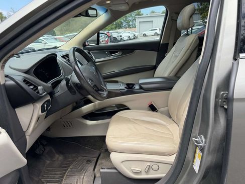 Used 2016 Lincoln MKX Reserve w/ Climate Package AWD/4WD image 5