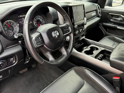 Used 2024 RAM 1500 Laramie AWD/4WD image 16