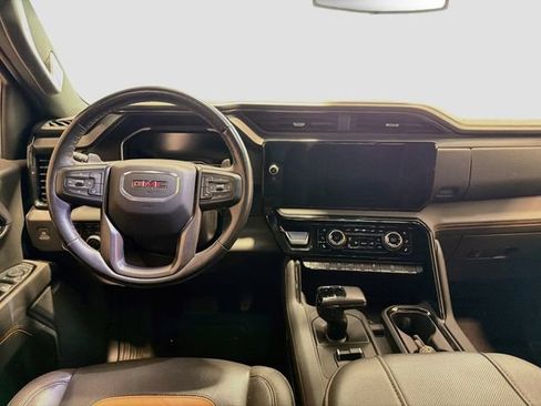 Used 2023 GMC Sierra 1500 AT4 w/ AT4 Premium Package AWD/4WD image 22