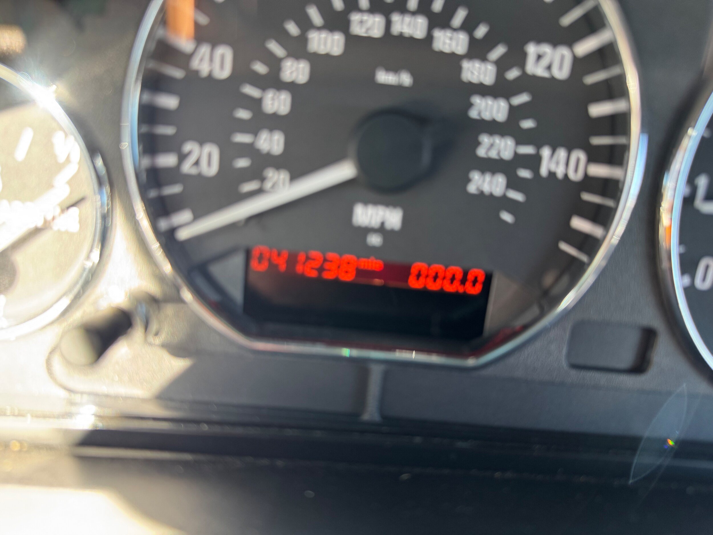 Used 2000 BMW Z3 2.5i RWD image 10