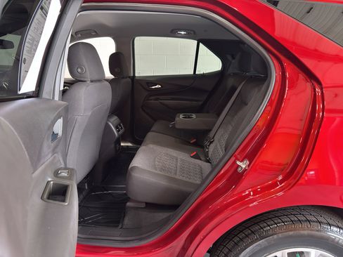 Used 2024 Chevrolet Equinox LT w/ LPO, Floor Liner Package AWD/4WD image 12