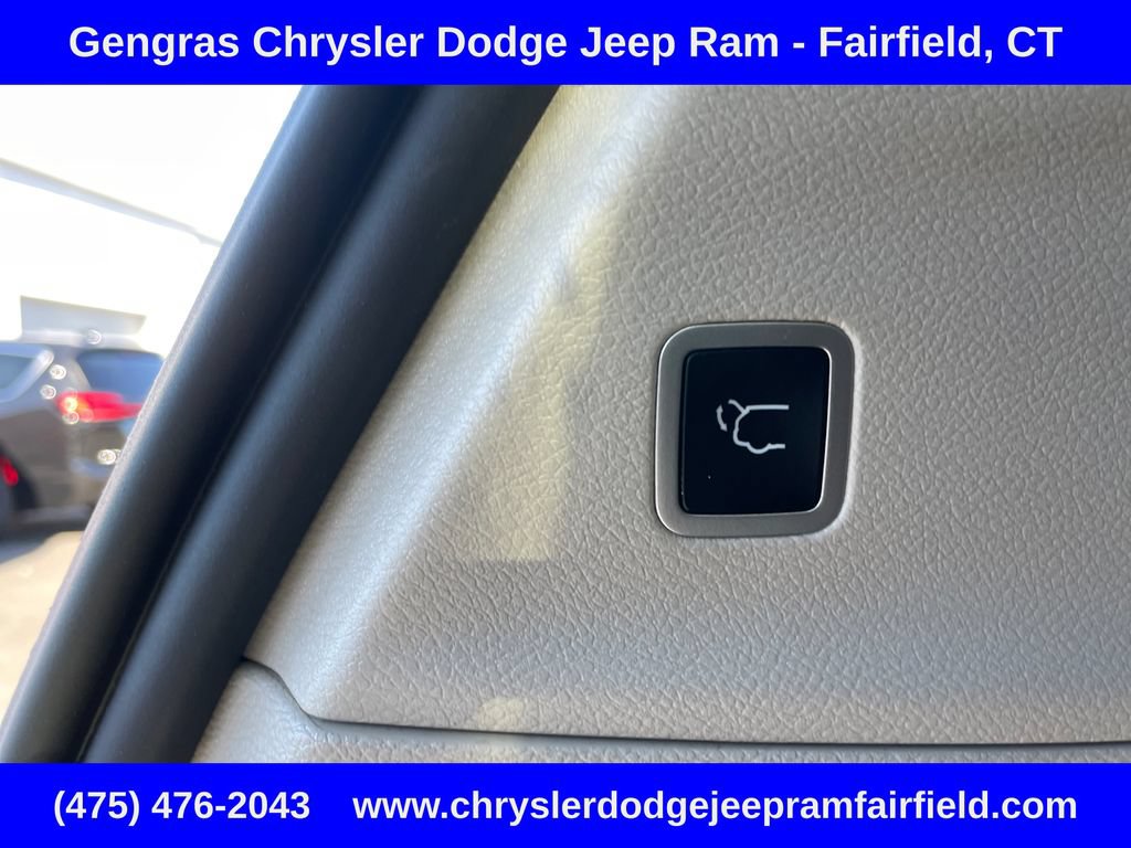 Certified 2023 Chrysler Voyager LX FWD image 35