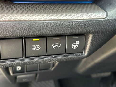 Used 2025 Toyota Prius XLE image 24