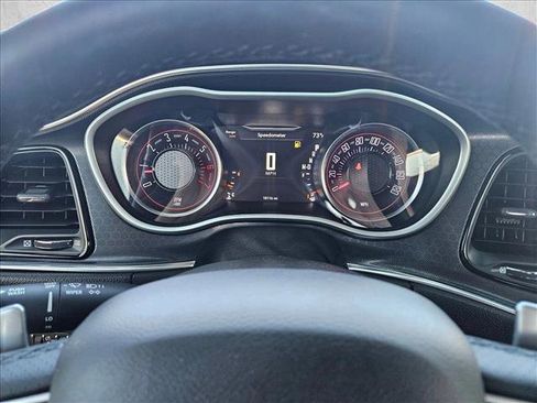 Used 2018 Dodge Challenger R/T Scat Pack w/ Leather Interior Group image 11