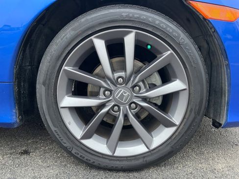 Used 2020 Honda Civic EX image 16