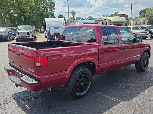 Used 2004 GMC Sonoma SLS AWD/4WD image 2