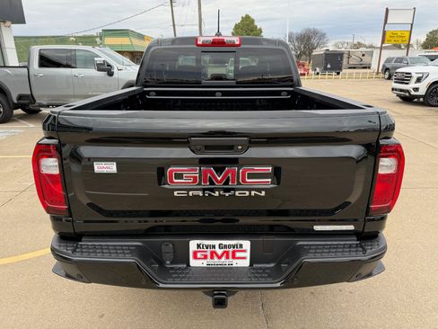 New 2026 GMC Canyon Elevation w/ Convenience Package image 4