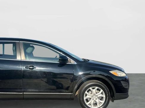 Used 2011 MAZDA CX-9 Touring w/ Moonroof & Bose Audio Pkg FWD image 30