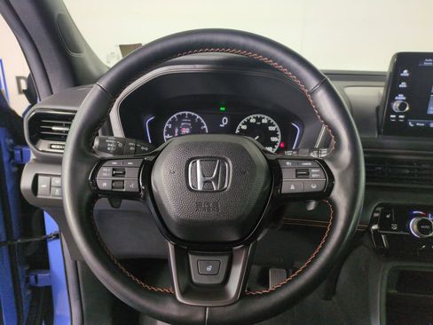 Certified 2024 Honda Pilot TrailSport image 18