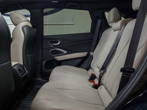 Used 2025 Acura RDX SH-AWD image 43