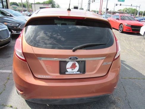 Used 2017 Ford Fiesta Titanium image 6