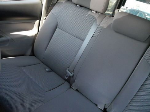 Used 2011 Toyota Tacoma 4x4 Double Cab w/ TRD Sport Pkg image 12