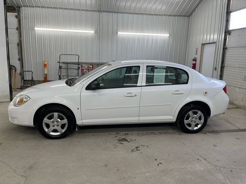 Used 2007 Chevrolet Cobalt LS w/ Enhanced Safety Package image 2