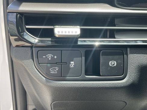 New 2026 Kia Sportage EX image 10