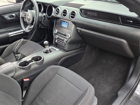 Used 2020 Ford Mustang Coupe image 17