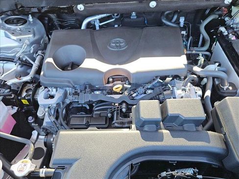 New 2025 Toyota RAV4 XLE image 15