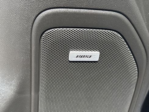 Used 2022 GMC Sierra 1500 AT4 w/ AT4 Preferred Package image 16