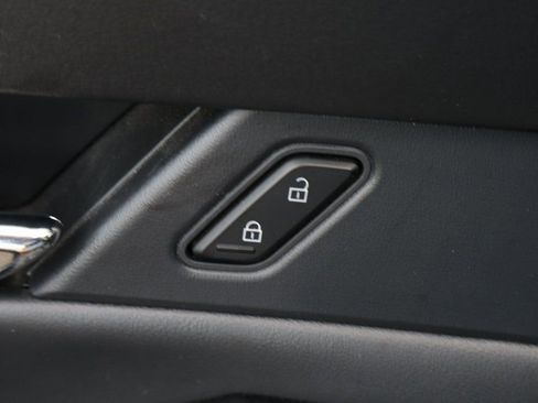 Used 2021 MAZDA CX-30 AWD 2.5 S w/ Preferred Package image 16