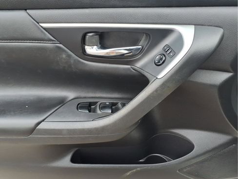 Used 2015 Nissan Altima 2.5 S w/ Power Driver Seat Package image 16
