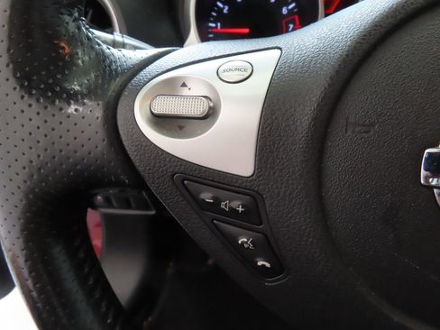 Used 2013 Nissan Juke SL FWD image 13