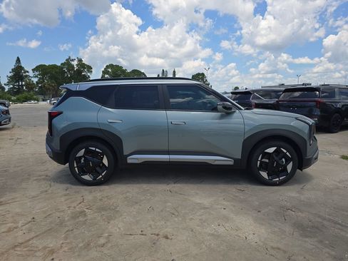 New 2027 Kia Seltos EX FWD image 9