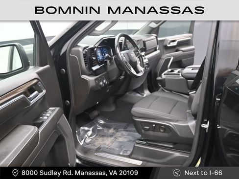 Used 2022 Chevrolet Silverado 1500 RST image 12