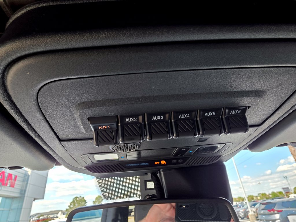 Used 2024 Ford Bronco Wildtrak AWD/4WD image 26