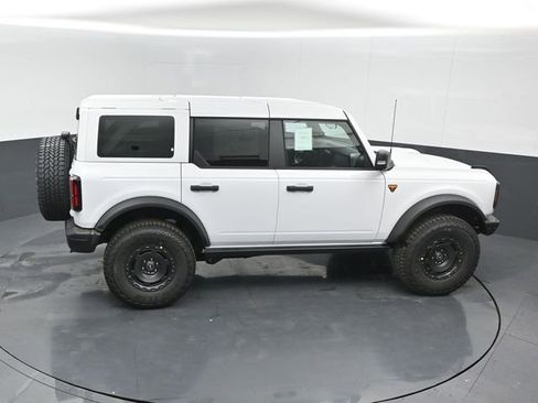 New 2025 Ford Bronco Badlands image 16