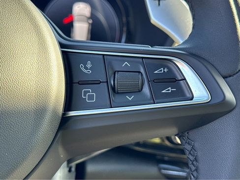 Used 2024 Dodge Hornet R/T Plus w/ R/T Blacktop Package image 17