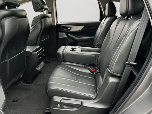 Used 2025 Acura MDX w/ Technology Package image 11