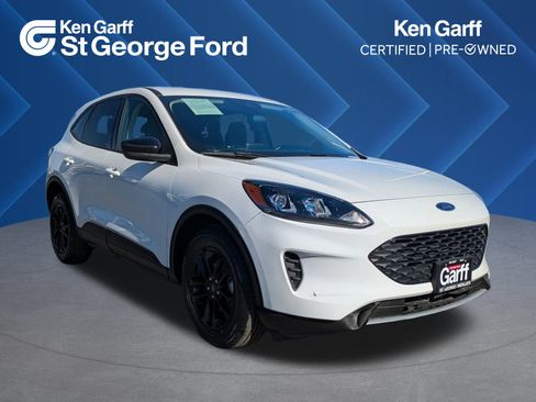 Used 2020 Ford Escape SE Sport image 1