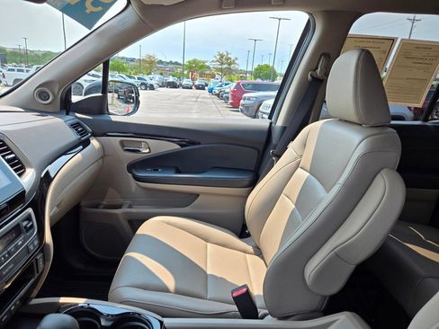 Used 2017 Honda Ridgeline RTL-E image 23