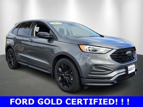 Used 2024 Ford Edge SE w/ Black Appearance Package image 6