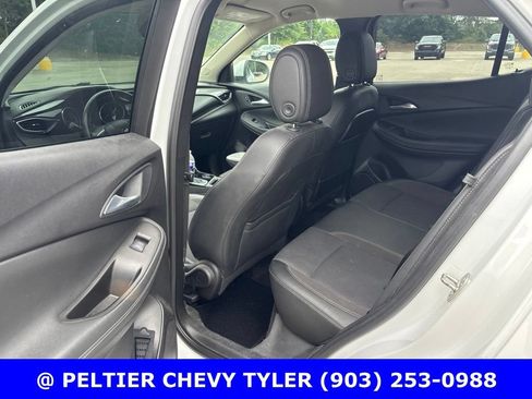 Used 2020 Buick Encore GX Preferred FWD image 18