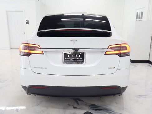 Used 2018 Tesla Model X 100D image 5