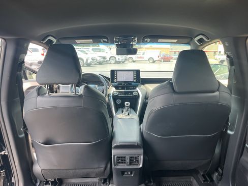Used 2021 Toyota Venza XLE w/ Softex Package AWD/4WD image 40